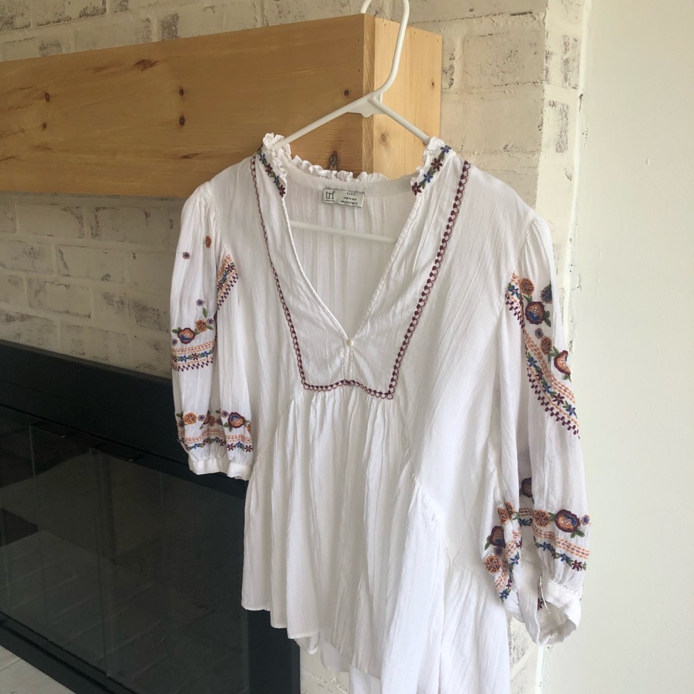 Zara trf collection white floral blouse